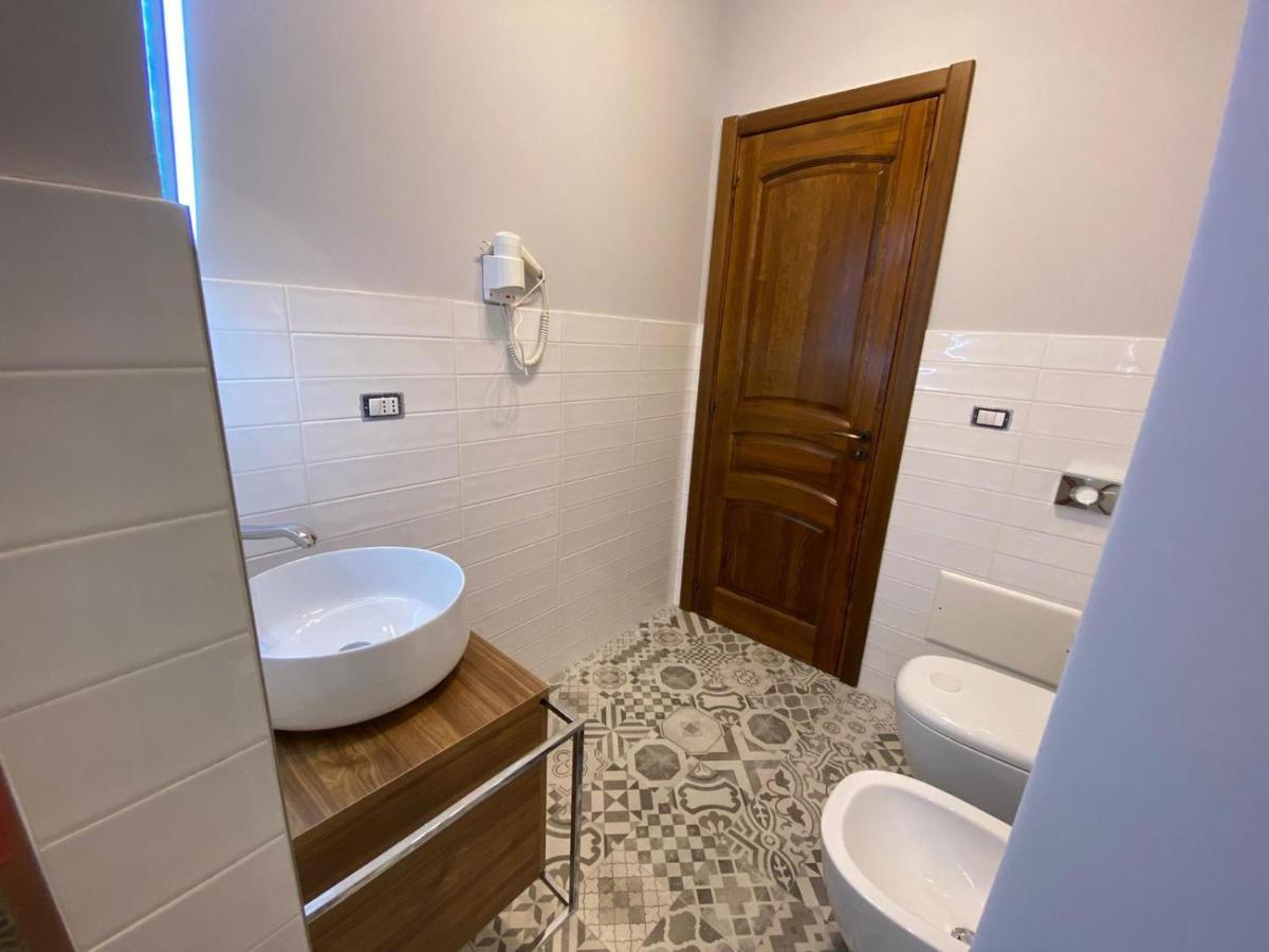 La Fontanella Bed & Breakfast Lecce Bagian luar foto