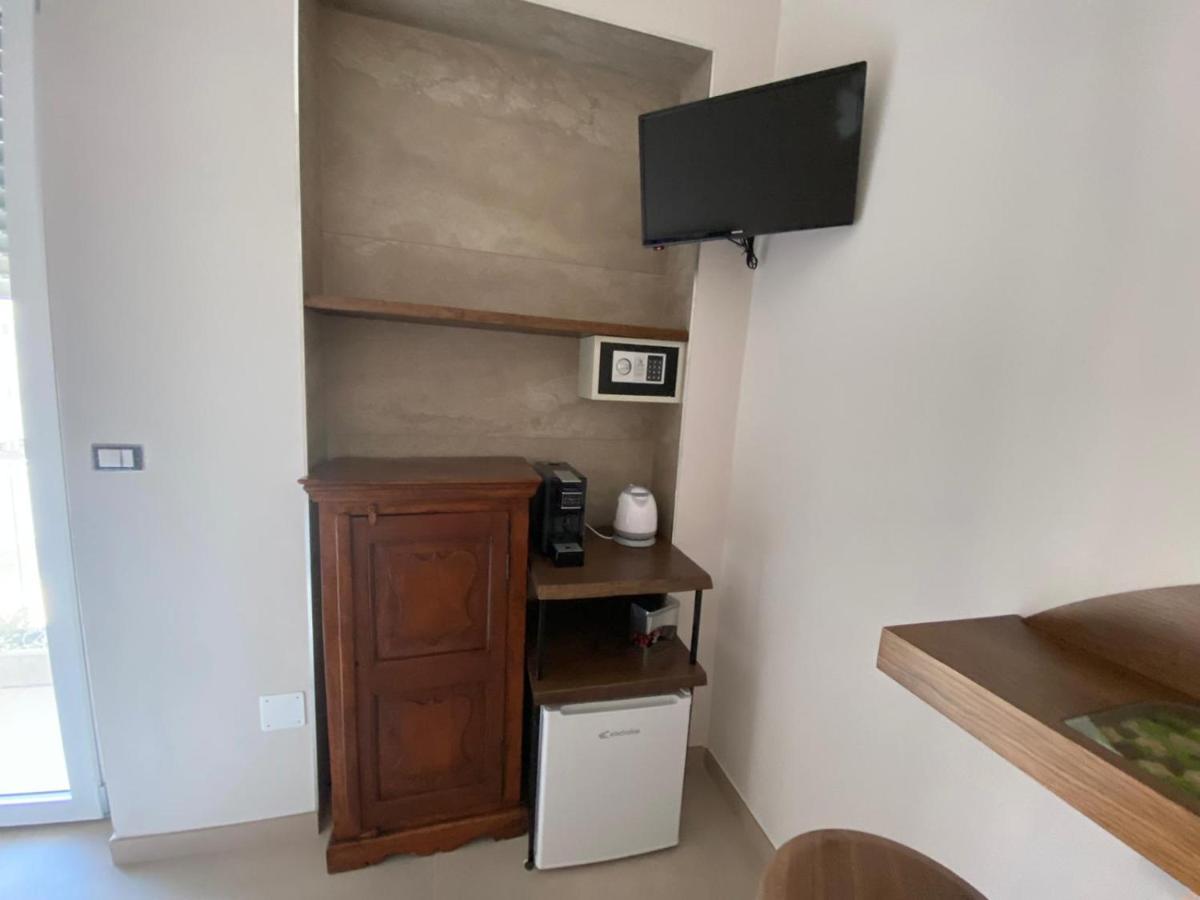 La Fontanella Bed & Breakfast Lecce Bagian luar foto